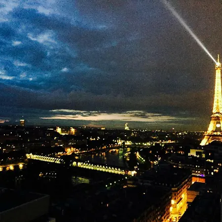 Sur Un Nuage - On A Cloud Apartment Paris